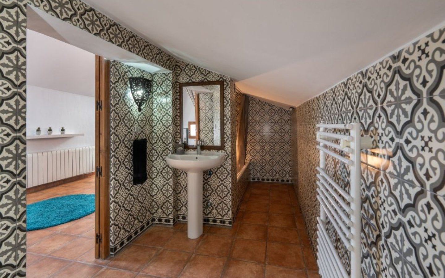 Dahli Attico Ensuite 1