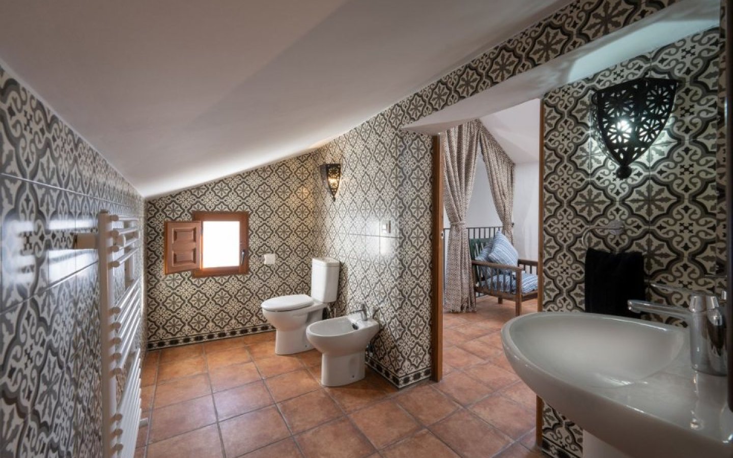 Dahli Attico Ensuite 2