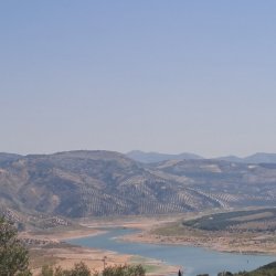3049, Cortijo vistas al lago -Iznajar