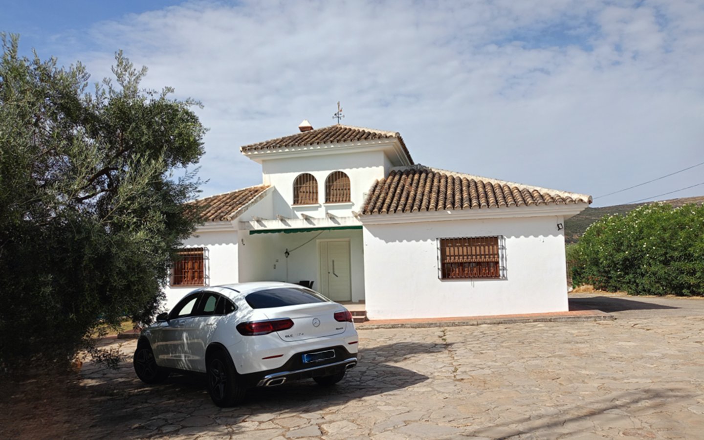 Villa Salinas-Salinas