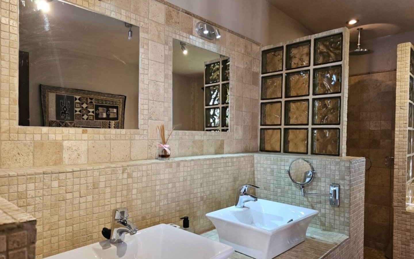 20250901_183113-1024x768