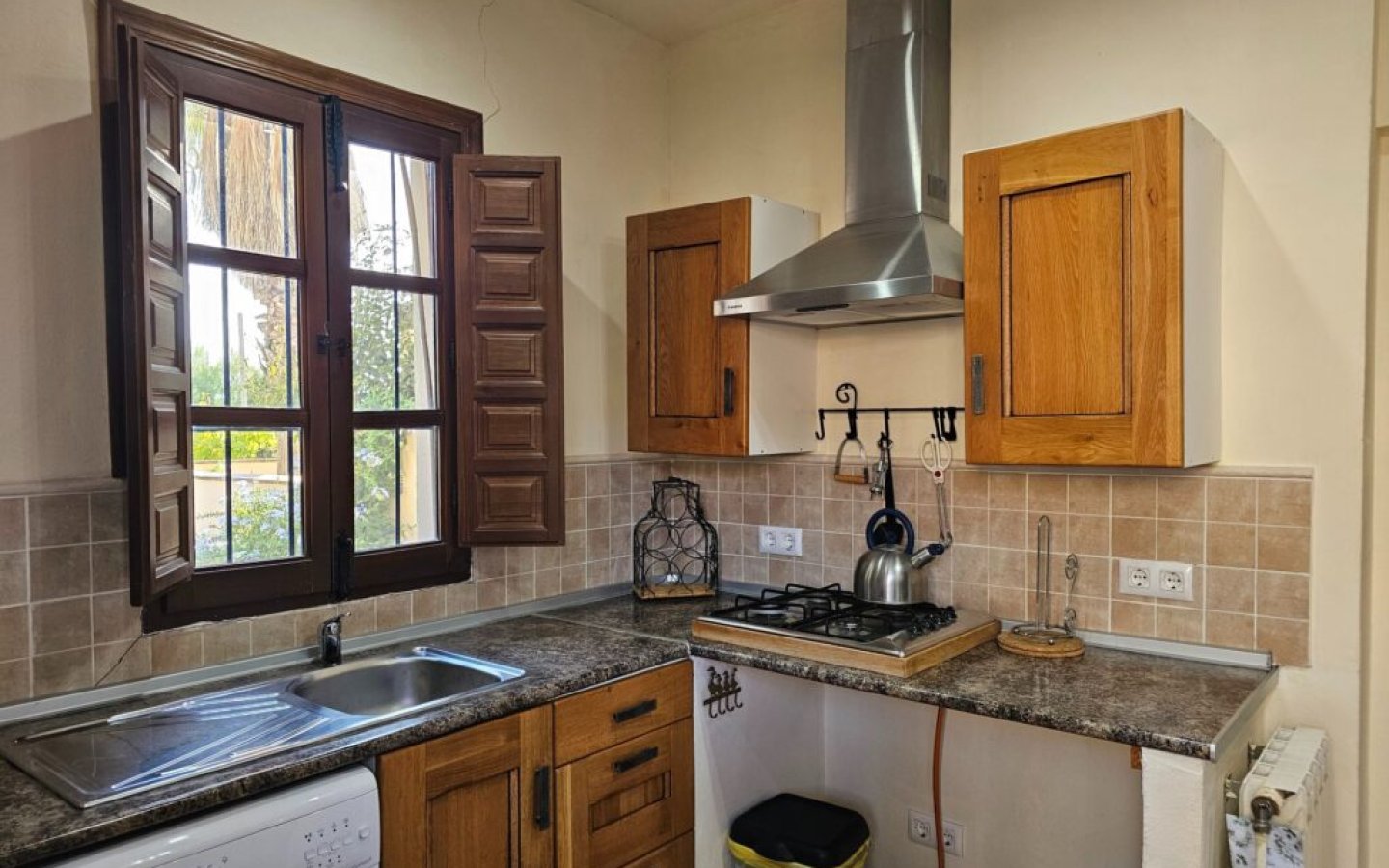 20250901_185412-1024x768