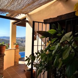 20250901_181905-1024x768