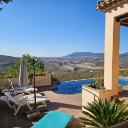 20250901_181955-1024x768