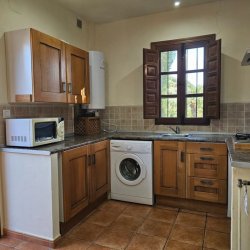 20250901_185639-1024x768