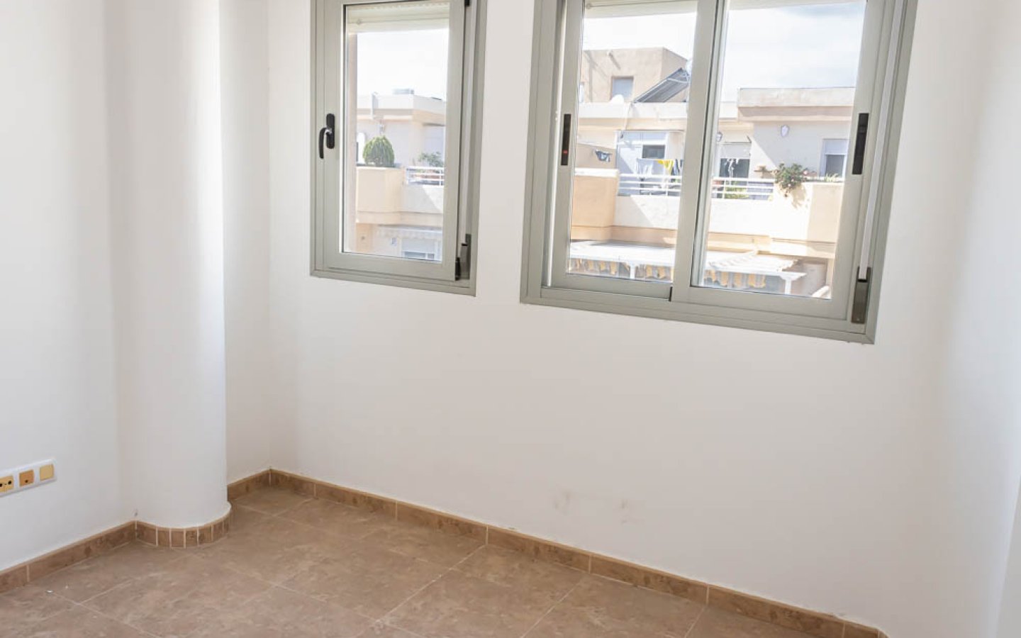 VZ1829 C. Alfonso XIII Garrucha - 30