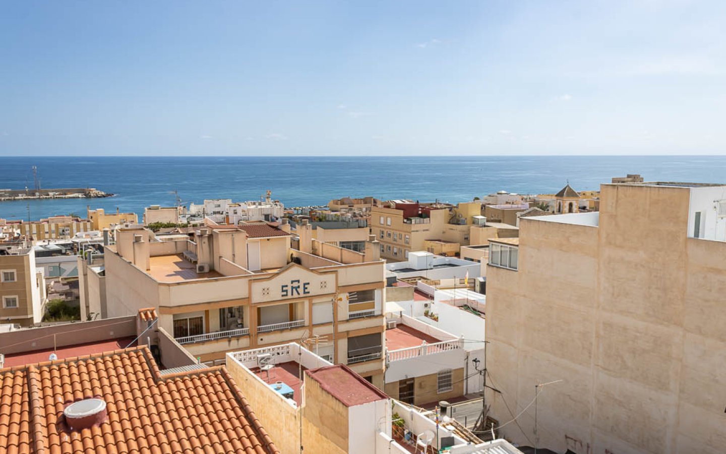 VZ1829 C. Alfonso XIII Garrucha - 7