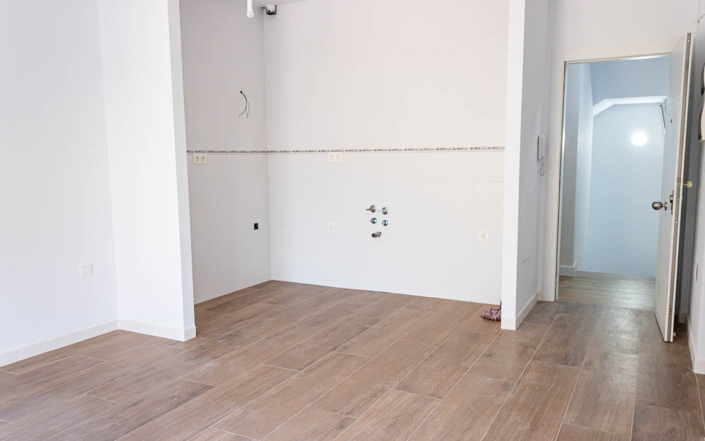 VZ1739-2 Avenida Andalucia Garrucha - 4