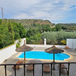 20250630_181520-1024x768