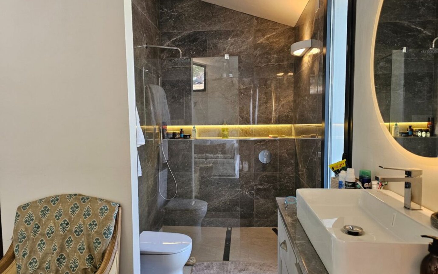 20250822_123040-1024x768