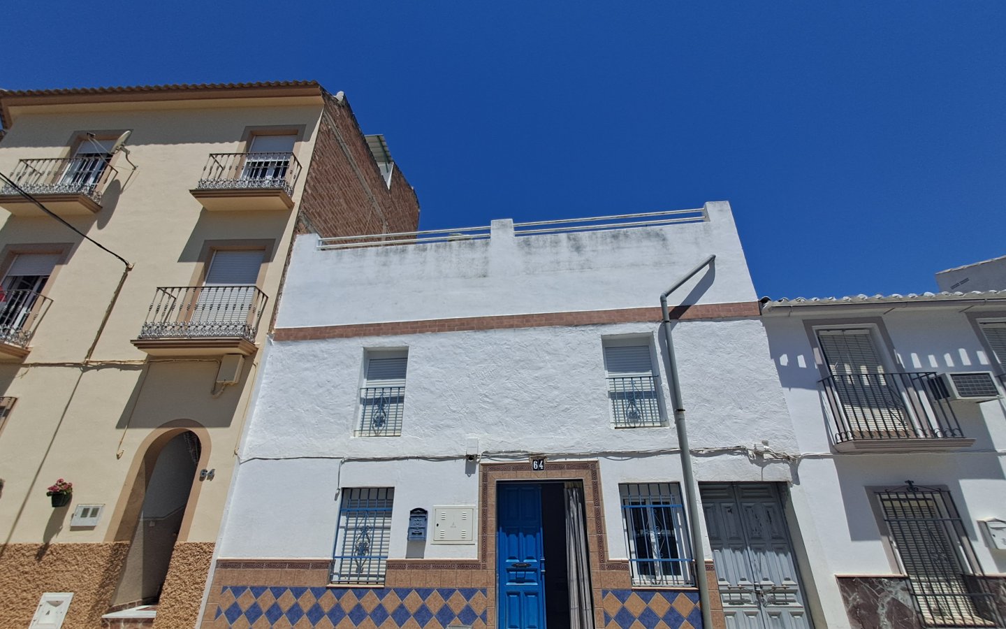 Casa Iza-Cuevas de San Marcos
