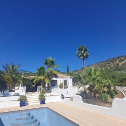 4075, Cortijo Botinos-Iznajar